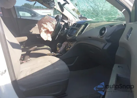 2015 Chevrolet Sonic Lt Auto z USA, uszkodzony, nr VIN 1G1JC6SB8F4201796